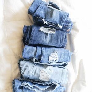 Jeans - RESELLERS 5lbs JEANS MYSTERY BOX ONLY 2 AVAILABLE Jeans - RESELLERS 5lbs JEANS MYSTERY BOX ONLY 2 AVAILABLE